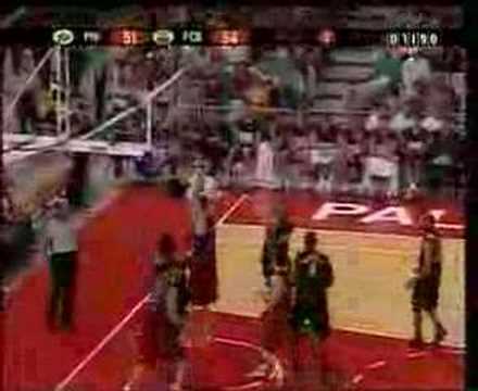 Barcelona vs Philadelphia 76ers: Kasun pass to Vasquez