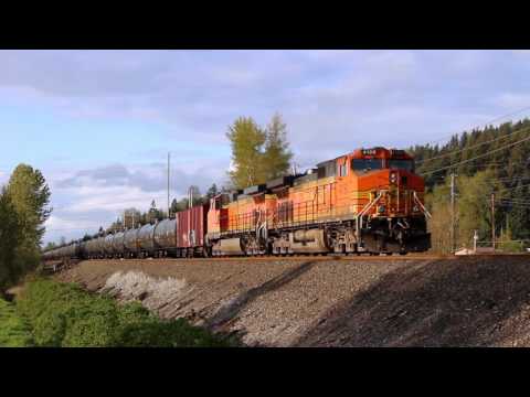Railfanning in Kent & Sumner, WA. 04/04/2016