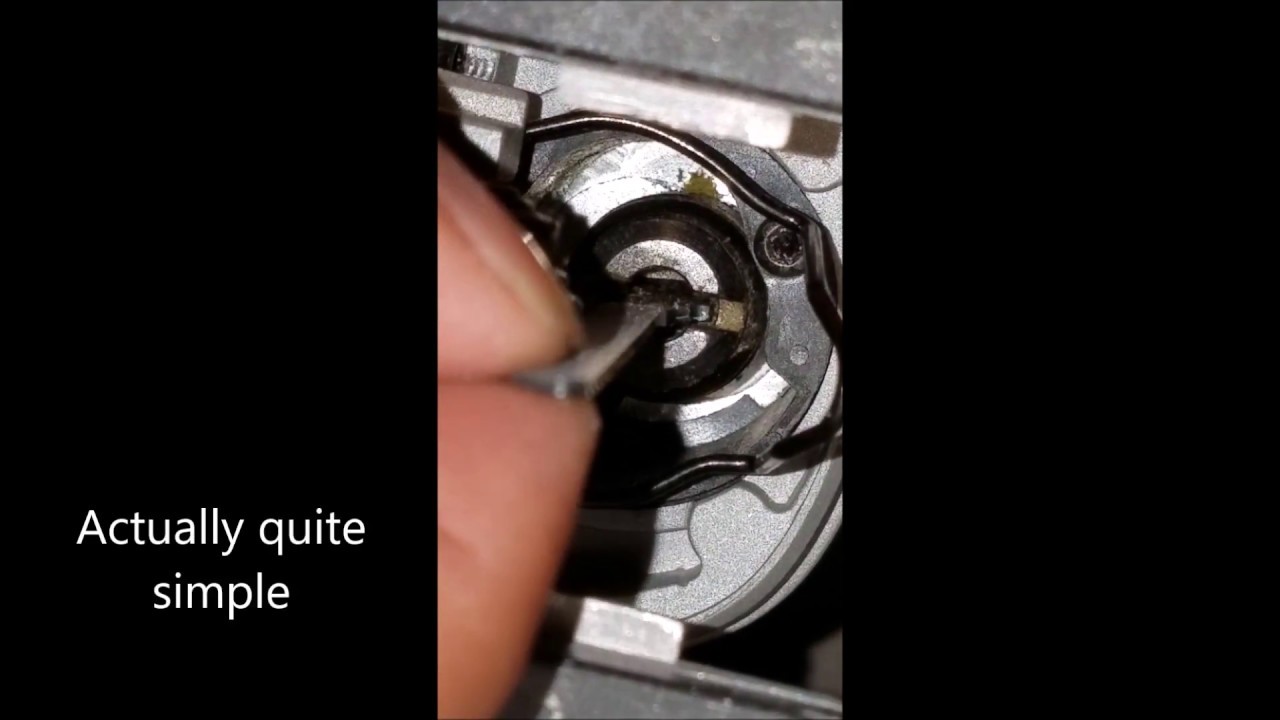How to insert blade in milwaukee Jigsaw