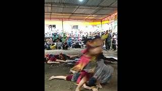 Download lagu Detik detik jathilan putri ndadi #jaranan #jathilan #dwirosomanunggal #jathilanndadi #jathilancantik mp3