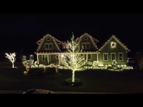 Entire Street Gets in the Holiday Spirit in Middletown, NJ