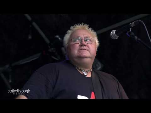 download lagu mp3 mp4 Last Gang In Town Band, download lagu Last Gang In Town Band gratis, unduh video klip Last Gang In Town Band