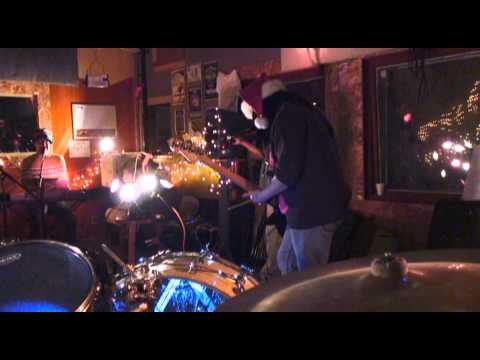 Donoma - Christmas Duel