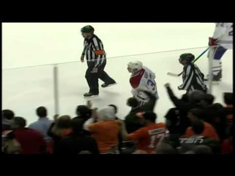 Wayne Simmonds vs Travis Moen fight April 3 2013 Montreal Canadiens vs Philadelphia Flyers NHL