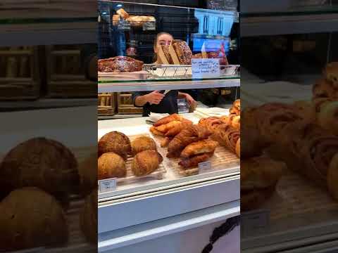 A Boulangerie em Paris é onde você encontrará baguetes, croissants e macarons.
