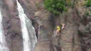 preview picture of video 'Kristin's Cliff Jump'