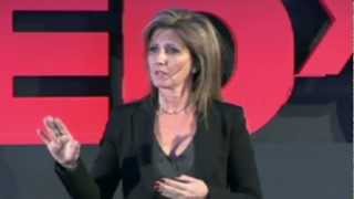 Los pilares de mi supervivencia: Cristina Hernandez at TEDxUNIR