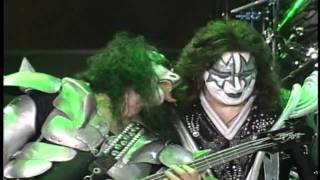 KISS - I Was Made For Lovin You (Live at Dodger Stadium 1998).mp4