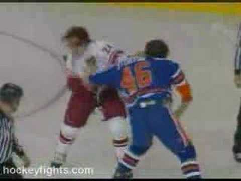 Josh Gratton vs Zack Stortini