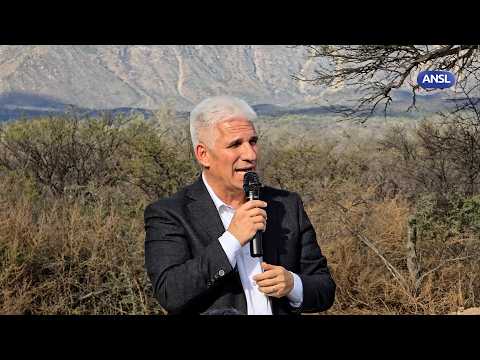 Poggi en Leandro N.  Alem: 'El 21 de diciembre volveremos para entregarles las llaves de sus casas'