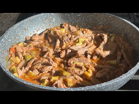 FAJITAS DE RES CON SALSA ROJA