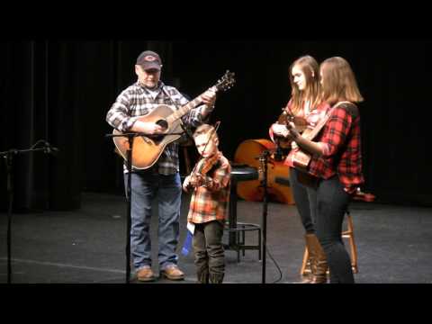 Dylan and Felicia fiddling at the Oregon State Fiddle Competition 2017