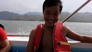 preview picture of video 'A Testimonial about island hopping tour with Apanda Travel.'