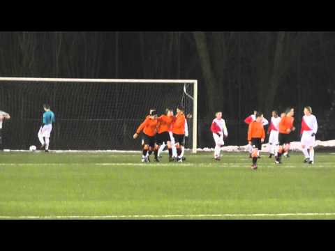 13 feb 2012 FC Utrecht D1 - VV De Meern C2 vr 5-4 Doelpunt Hassan, assist Jorn 0-1