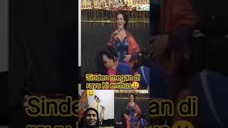 Download lagu #lucu  ,Rayuan maut ki enthus vs senden Megan Amerika #wayangkulit #sinden_megan mp3