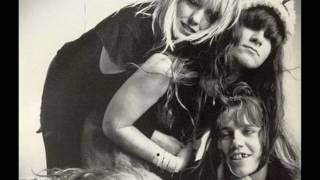 L7 - Fast and Frightening (Original 7&quot; Version)  *Audio*