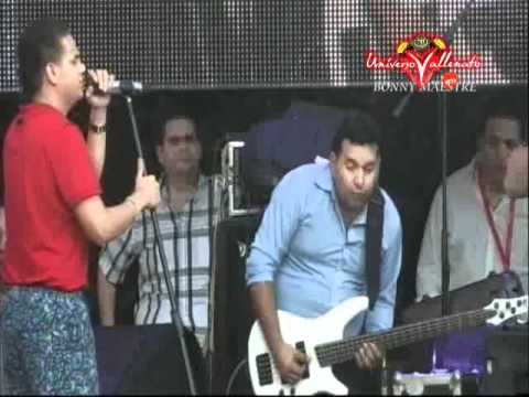 El Cariño De Mi Pueblo - Silvestre Dangond & Rolando Ochoa - Rio Luna - Festival Vallenato 2012.wmv