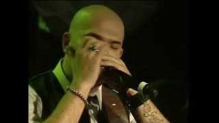 Aşk Durdukça - Yüksek Sadakat &amp; Sessiz Çılgınlar Grubu (2010 Esirgemeden Konseri)