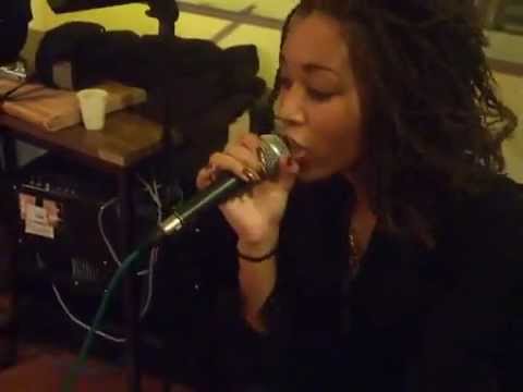 Kamnouze - Freestyle 1 feat. Lylah (Répétition)