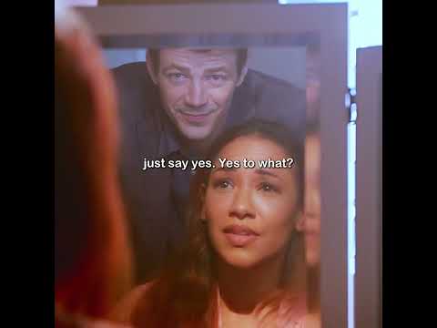 Barry's being weird 👀 #theflash #barryallen #iriswest #westallen #shorts