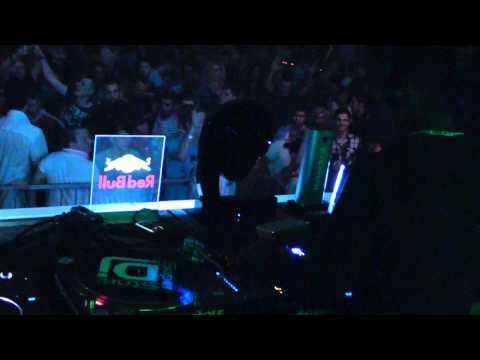 Dyed Soundorom @ Summer Set 2011 @ Romexpo Center, Bucharest - 09.09.2011