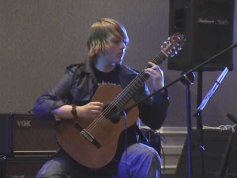 Alex Gunn performing Asturias by Isaac Albeniz 15/11/09
