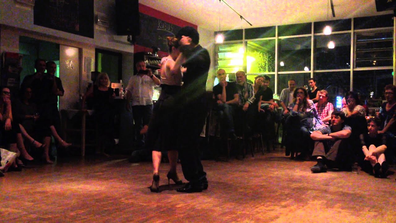 Ariane LIAUTAUD y Kleber QUEIROZ / Koeln, Allemagne, En tus brazos / 2