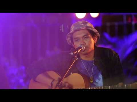 Rocket Rockers - Bersama Taklukan Dunia (Live at Breakout)