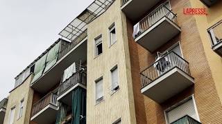 Torino, trovato cadavere a pezzi in un appartamento: le immagini del palazzo