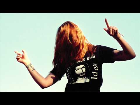 download lagu mp3 mp4 La Sera Losing To The Dark, download lagu La Sera Losing To The Dark gratis, unduh video klip La Sera Losing To The Dark
