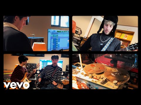 Silvestre y La Naranja - TOCAR EL CIELO (Official Video)