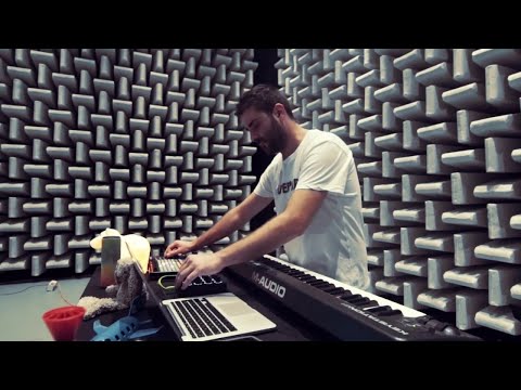 Simple As F**k - S03E06 : Charlie (N'to)