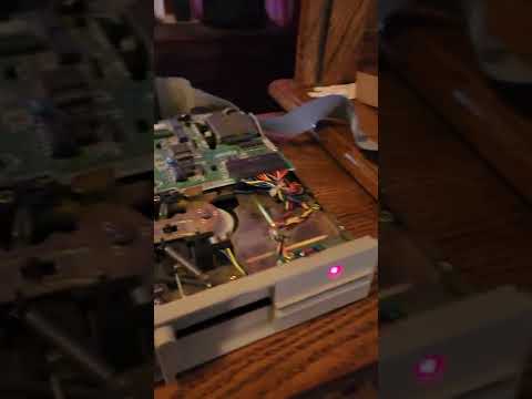 Greaseweazle 5 1/4 Floppy Disk Drive to USB Converter Demonstration