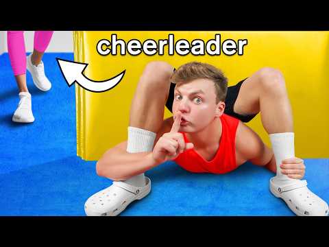 Ho costruito una stanza SEGRETA in una palestra di cheerleading!