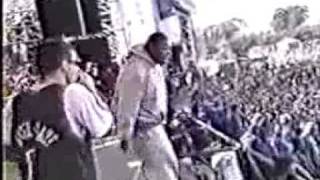 Beastie Boys   Do It Live @ Tibetan freedom &#39;96   a Música video