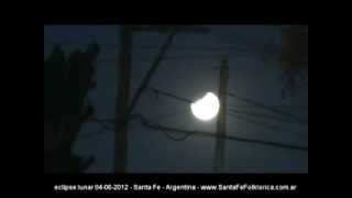 preview picture of video 'eclipse lunar del 04-06-2012 desde Santa Fe Argentina'