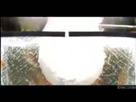 Pouring molten salt in water