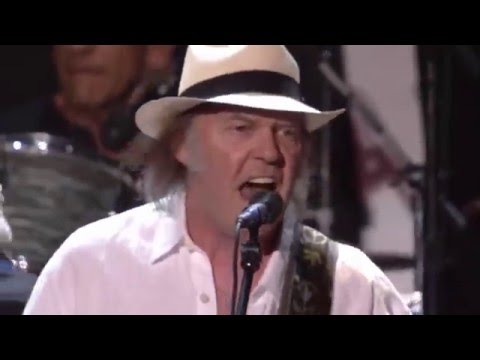 Neil Young & Crazy Horse   I Saw Her Standing There HD