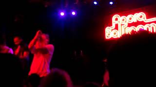 Slaves - This Is You Throwing In The Towel Live At The Agora