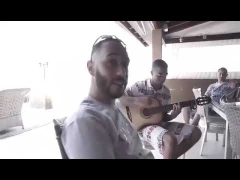 ( Mc Lon Mc Melqui e Mc John ) Medley o Retorno 2022  rima na hora no acústico