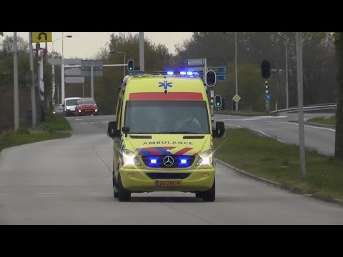 A1, WAS-300 Ambulance 05-152 Almelo naar het Medisch Spectrum Twente