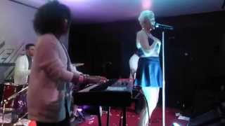 Betty Who - Giving Me Away (Houston 03.28.14) HD