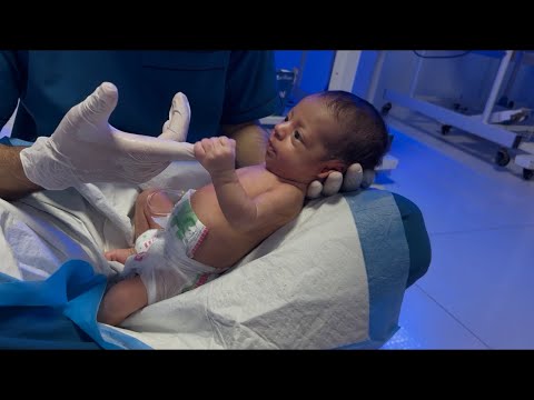 Adorable NNJ Newborn Baby First Bottle & Loving Hug Feeding👶🍼