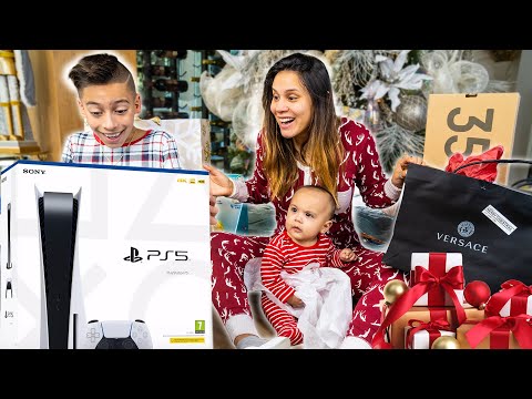 OPENING PRESENTS on CHRISTMAS MORNING!!! | The Royalty Family