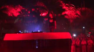 Armin Van Buuren | Fireball vs. Outside Ushuaia Ibiza @arminvanbuuren Mashup @ushuaiaibiza