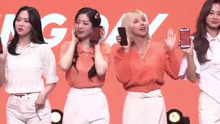 Download lagu TWICE DOING THE SHOPEE SHAKE (FULL VIDEO, NO CUTS) mp3