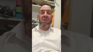 לעולם יראה מעלת חבירו ולא חסרונו דברי רבי אלימלך מליז'נסק. הרב אברהם מלמד (הרב אברהם מלמד) - התמונה מוצגת ישירות מתוך אתר האינטרנט יוטיוב. זכויות היוצרים בתמונה שייכות ליוצרה. קישור קרדיט למקור התוכן נמצא בתוך דף הסרטון