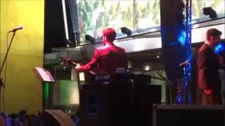 White Christmas-cover Melisses @ Golden Hall 2014