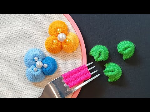 Easy Woolen Flower Making with Fork - Diy Wool Craft Ideas - How to No Crochet Flower - Yarn Flower