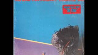 Marc Anthony Thompson-blue eyes